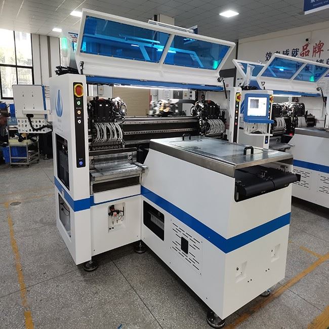 100m Led Strip Mounter 136 Nozzles With 500K